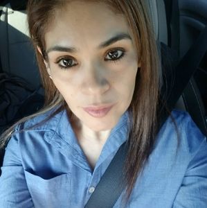 Meet your Posher, Yadi